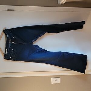 Gap, Long & Lean jeans, women's size 31, dark blue.